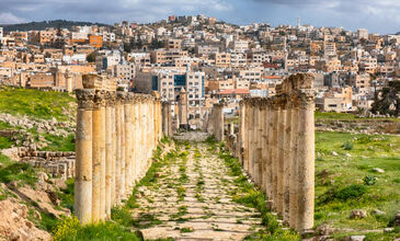 ELEGANT ÜRDÜN & PETRA Türk Hava Yolları ile 4 Gece