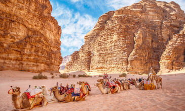 ELEGANT ÜRDÜN & PETRA Türk Hava Yolları ile 4 Gece